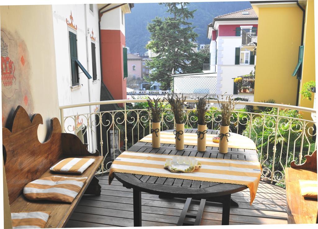 Sembenini Palace Riva del Garda Eksteriør bilde